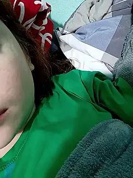 Snapshot of lylinhjim chatting on February 11, 5:02 pm lylinhjim online show from February 11, 5:02 pm