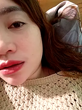 Snapshot of lylinhjim chatting on February 20, 11:01 am lylinhjim online show from February 20, 11:01 am