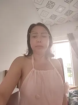 Famrita online show from April 9, 11:00 pm