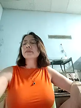 Famrita online show from March 9, 1:25 pm