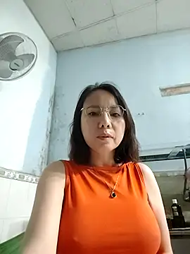 Famrita online show from February 21, 1:07 am