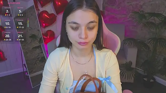 Kim Bless online show from March 25, 12:55 am