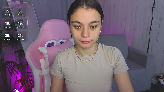 Kim Bless online show from April 1, 1:41 am