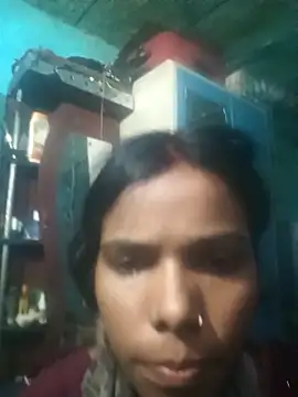 Snapshot of priyasharma899 chatting on March 11, 3:06 pm priyasharma899 online show from March 11, 3:06 pm