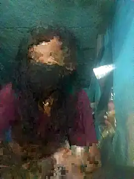 Snapshot of priyasharma899 chatting on March 21, 3:38 pm priyasharma899 online show from March 21, 3:38 pm