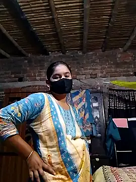 Hot Sweeti online show from April 5, 9:43 pm