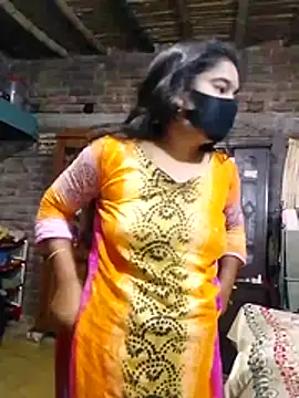 Hot Sweeti online show from June 20, 11:10 pm