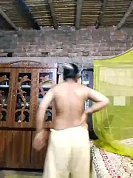 Hot Sweeti online show from May 7, 9:29 pm