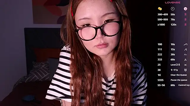 nullgirl online show from March 15, 2:40 am
