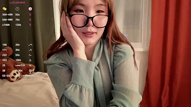 nullgirl online show from March 25, 2:23 am