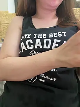 Donna9696 online show from April 11, 2:52 am