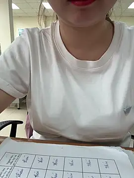 Donna9696 online show from April 6, 1:12 am