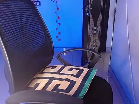 Im Iriss online show from February 23, 3:12 pm