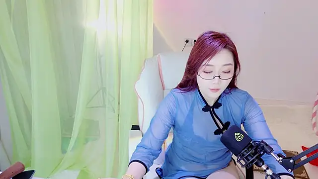 luna-168 online show from May 27, 8:11 am