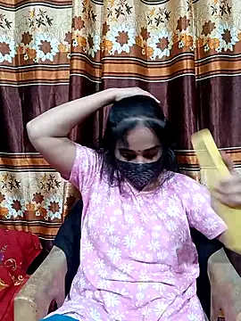 Red-Bird2 online show from February 19, 2:52 am