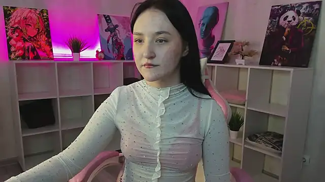 LexiVale online show from February 24, 8:15 am