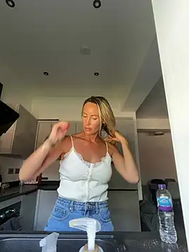 Daisyprin online show from June 27, 11:49 am