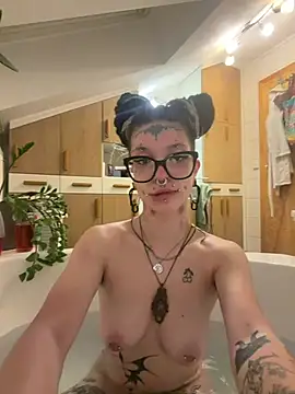demonLamia online show from May 13, 7:54 pm