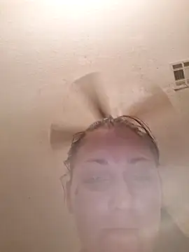 LadySn0w26 online show from March 9, 3:15 pm