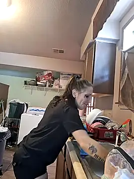 LadySn0w26 online show from March 4, 4:04 pm