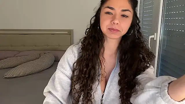 ladymelon online show from February 26, 9:09 am