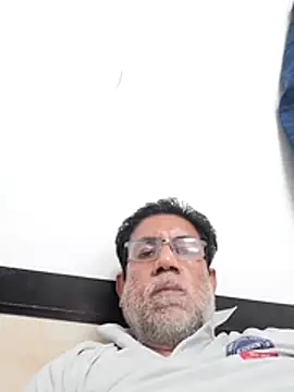 Aafreen999 online show from February 16, 1:10 pm