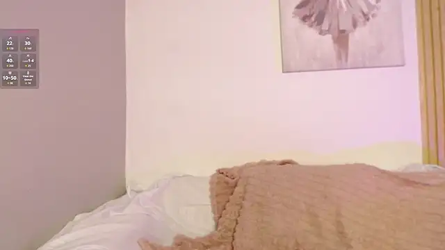 chloe peach  online show from March 29, 12:40 pm