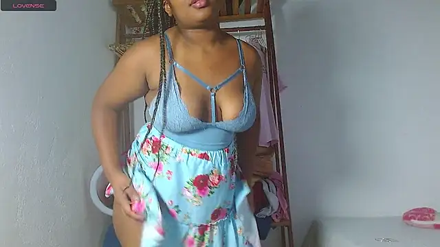 chanellmontes3 online show from April 25, 6:16 pm