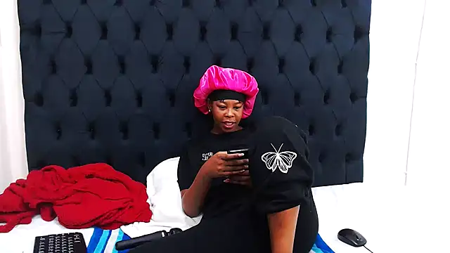 Sexy Baddie online show from March 13, 5:40 pm