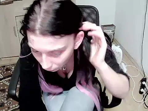 Lexagrimes online show from February 9, 9:24 pm