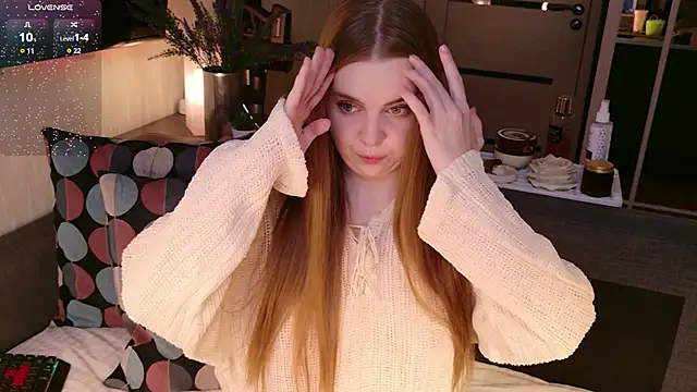 bratwifelina online show from February 21, 1:57 pm