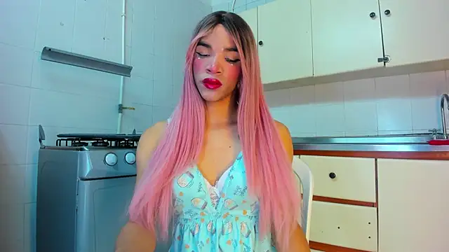 Samantha Blaze1 online show from July 2, 11:16 am