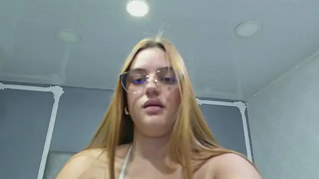 Snapshot of HaileyTims chatting on June 21, 11:16 am HaileyTims online show from June 21, 11:16 am