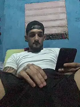 Snapshot of Wicy23 chatting on June 15, 1:28 am Wicy23 online show from June 15, 1:28 am