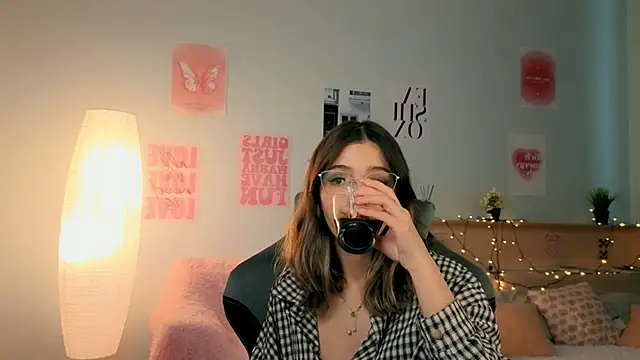 dinnerwithflowers online show from March 20, 1:12 pm