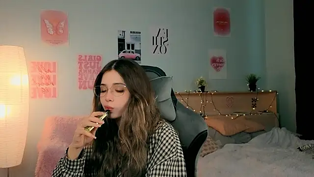 dinnerwithflowers online show from March 22, 1:45 pm