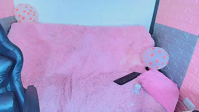 hotcakes uwu online show from March 27, 8:26 am