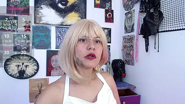 MelisaVelvet online show from July 15, 8:27 pm