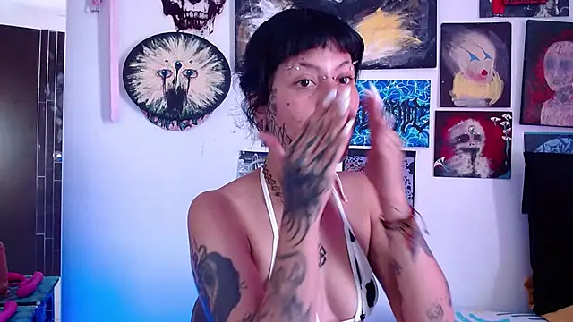 MelisaVelvet online show from April 12, 8:01 pm