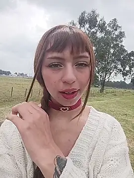 Snapshot of -Lore- chatting on February 14, 4:51 pm -Lore- online show from February 14, 4:51 pm