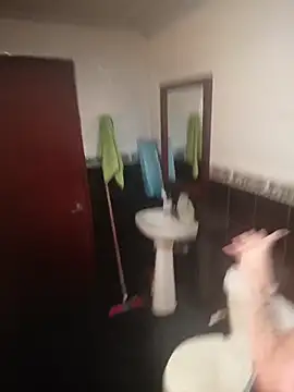 Snapshot of -Lore- chatting on March 3, 4:47 pm -Lore- online show from March 3, 4:47 pm