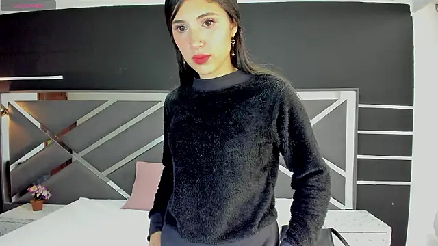 Snapshot of Ambarross_ chatting on January 19, 12:20 pm Ambarross online show from January 19, 12:20 pm