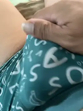 sexy-456789 online show from February 13, 2:33 am