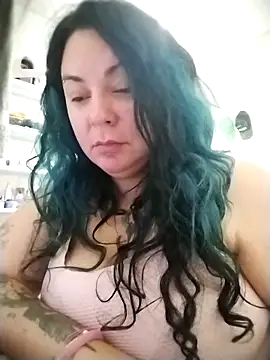 candydust online show from March 2, 3:40 am