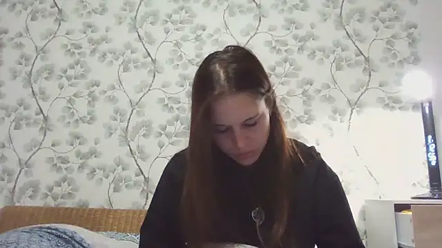 NyraLuna online show from May 20, 8:28 pm