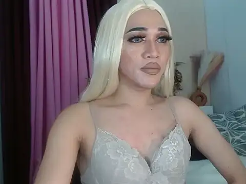 Kendalllust online show from April 12, 3:15 pm