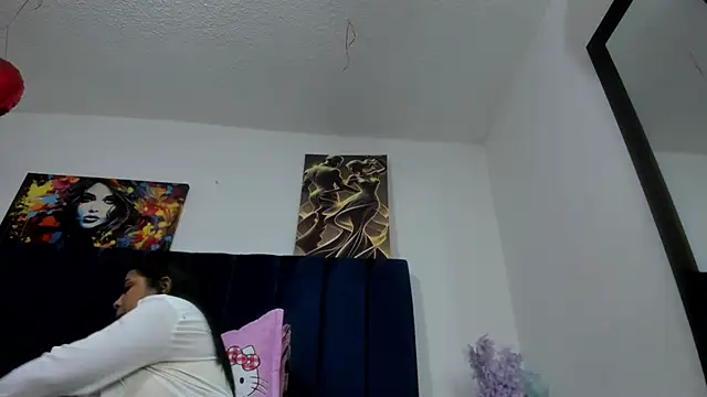 Bombom brown1 online show from February 12, 8:19 pm