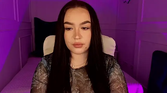 tinafox  online show from March 3, 8:32 am