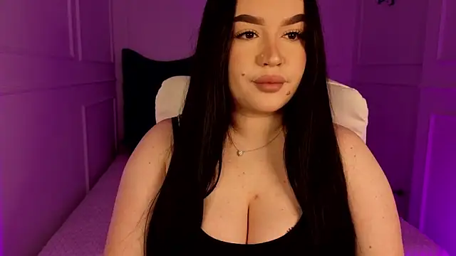 tinafox  online show from April 4, 7:04 am