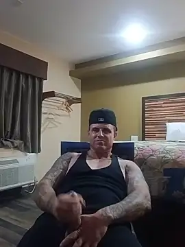 Snapshot of ThickaThuckDick07 chatting on June 24, 12:42 am ThickaThuckDick07 online show from June 24, 12:42 am